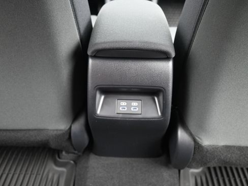 Used 2026 Toyota Corolla LE FWD image 18
