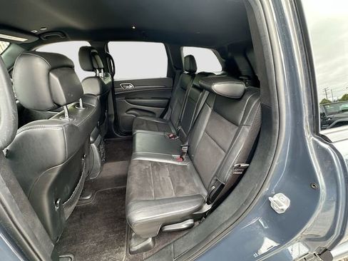 Used 2018 Jeep Grand Cherokee Altitude AWD/4WD image 26