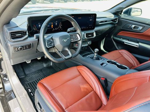 Used 2024 Ford Mustang GT Premium RWD image 13