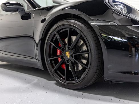 Used 2020 Porsche 911 Carrera S RWD image 27