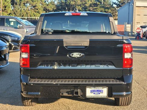 New 2025 Ford Maverick Lobo image 5