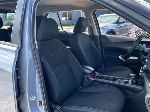 Certified 2023 Nissan Kicks SV image 9