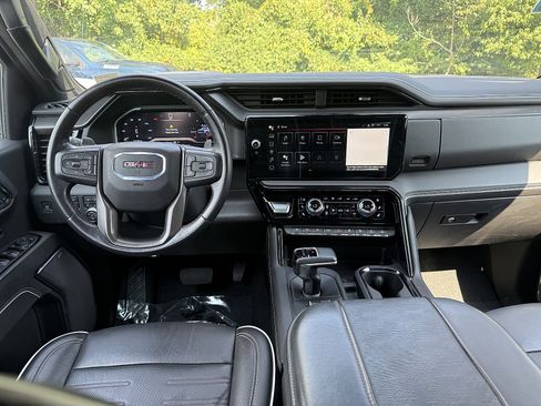 Used 2024 GMC Sierra 1500 AT4X AWD/4WD image 12