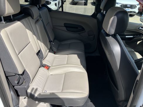 Used 2014 Ford Transit Connect XLT FWD image 17