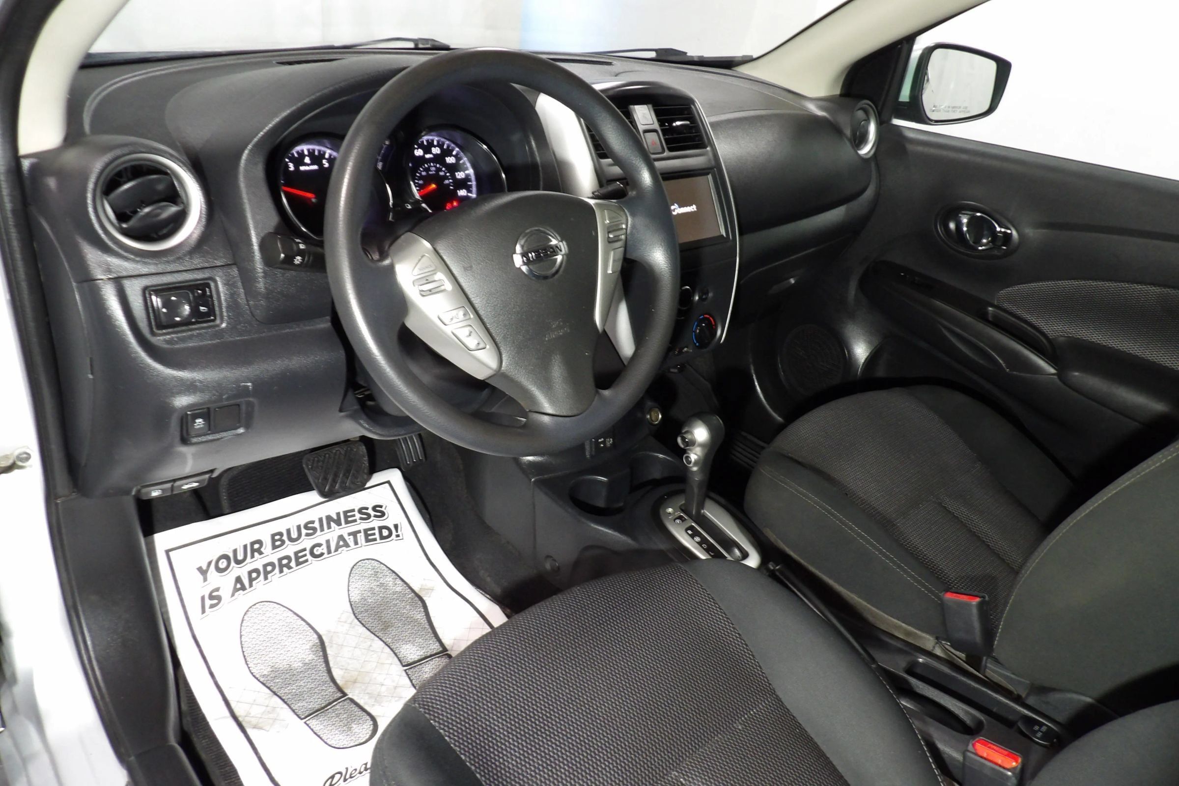 Used 2019 Nissan Versa SV FWD image 9