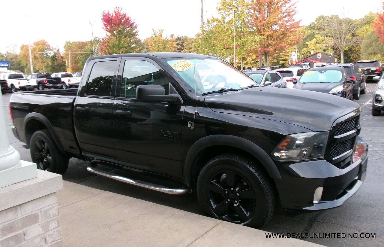 Used 2016 RAM 1500 ST w/ Popular Equipment Group AWD/4WD image 2