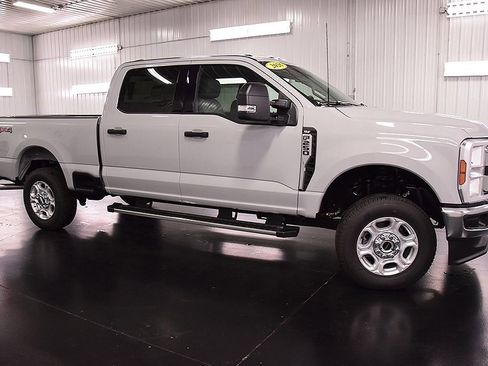 New 2026 Ford F250 XLT image 9