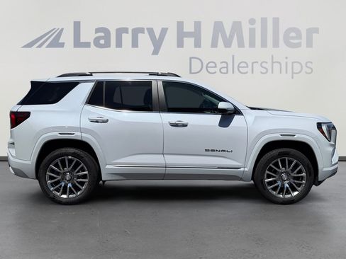 Used 2026 GMC Terrain Denali AWD/4WD image 6