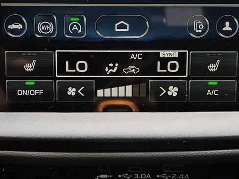 Used 2025 Subaru Outback Wilderness AWD/4WD image 27