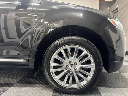 Used 2014 Lincoln MKX AWD w/ Equipment Group 101A image 5