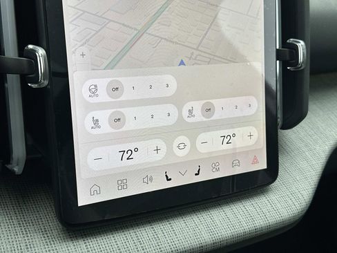 New 2026 Volvo EX30 Cross Country Ultra image 25