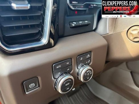 Used 2024 GMC Sierra 1500 Denali w/ Technology Package AWD/4WD image 11