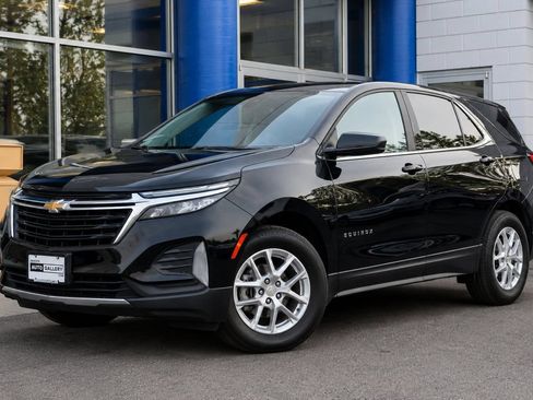 Used 2023 Chevrolet Equinox LT AWD/4WD image 1