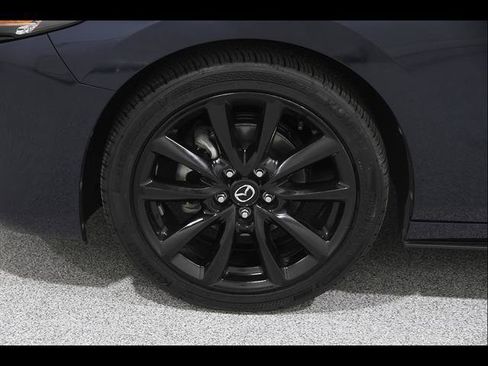 Certified 2025 MAZDA MAZDA3 s Sport FWD image 19