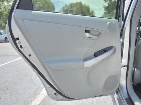 Used 2012 Toyota Prius Three image 11