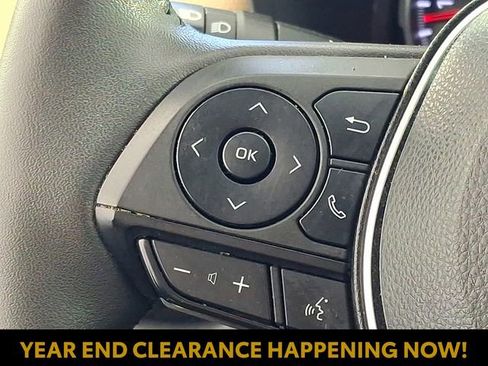 Certified 2022 Toyota RAV4 XLE Premium image 27