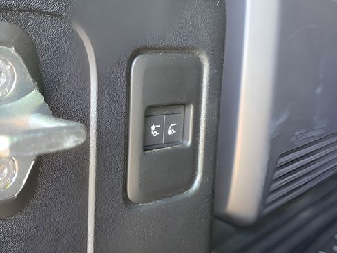 Used 2020 Land Rover Defender 110 X AWD/4WD image 6