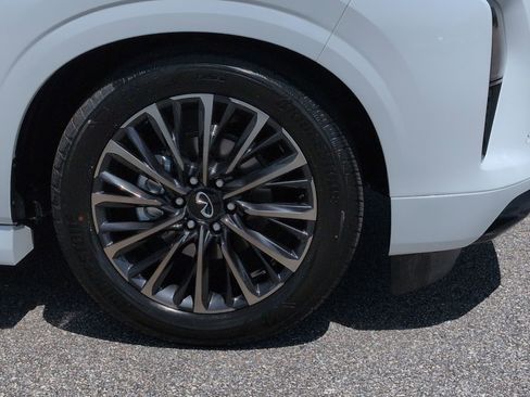 New 2026 INFINITI QX80 Autograph AWD/4WD image 12