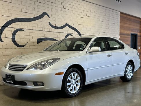 Used 2002 Lexus ES 330 FWD image 8