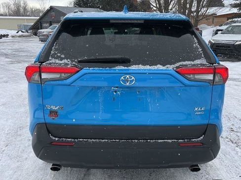 Used 2021 Toyota RAV4 XLE image 4