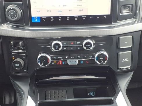 Used 2026 Ford F450 Platinum w/ FX4 Off-Road Package image 21