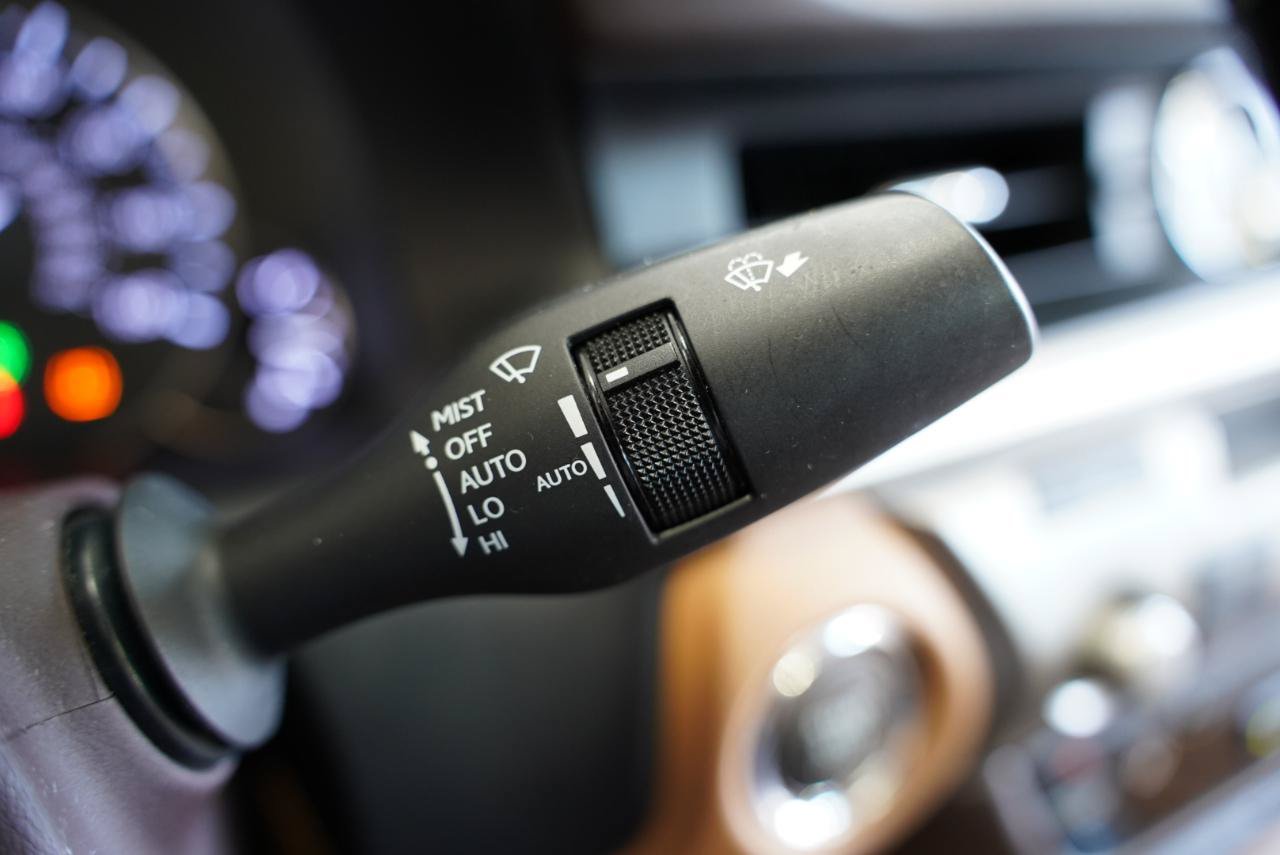 Used 2018 Lexus ES 350 w/ Premier Package FWD image 15
