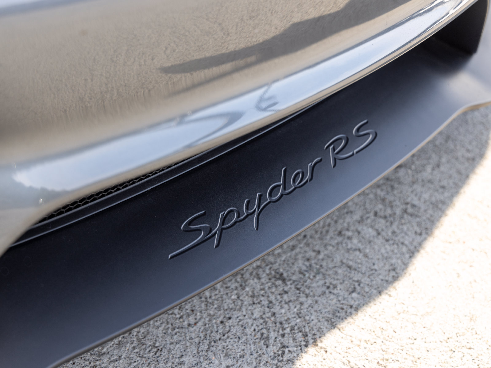 Certified 2025 Porsche 718 Boxster Spyder RS RWD image 18