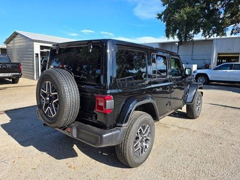 New 2025 Jeep Wrangler Unlimited Sahara w/ Safety Group AWD/4WD image 6