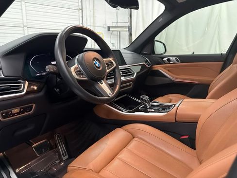 Used 2021 BMW X5 M50i w/ Executive Package AWD/4WD image 13