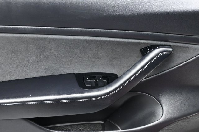 Used 2019 Tesla Model 3 Long Range AWD/4WD image 7