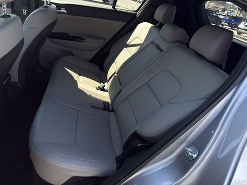 Used 2021 Kia Sportage S w/ S AWD Premium Package image 69