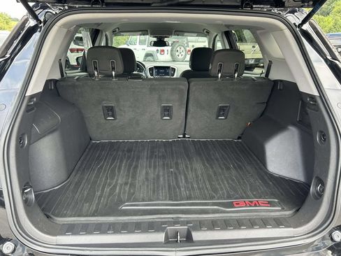 Used 2020 GMC Terrain SLE w/ Driver Convenience Package FWD image 7