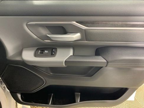 Used 2022 RAM 1500 Big Horn AWD/4WD image 31