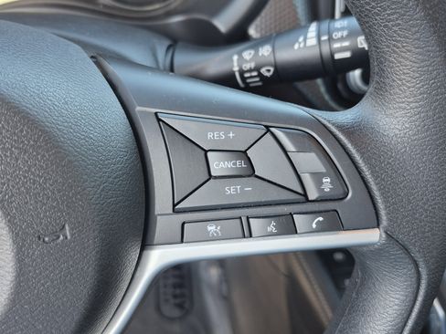 Certified 2022 Nissan Kicks SV FWD image 30