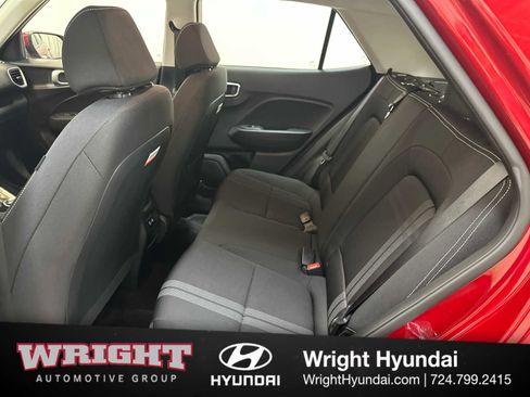 Certified 2025 Hyundai Venue SEL image 13