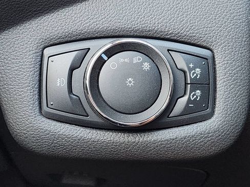 Used 2014 Ford Escape SE FWD image 34