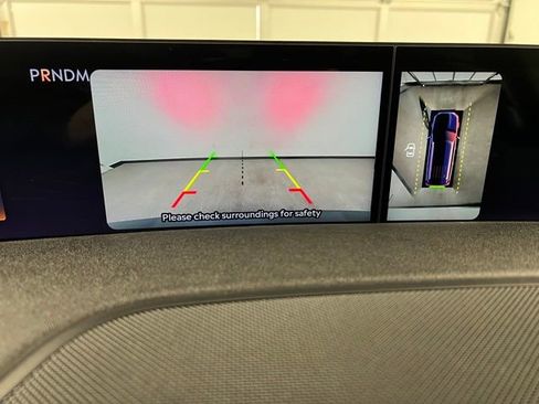 Used 2025 Lincoln Navigator L Reserve image 32