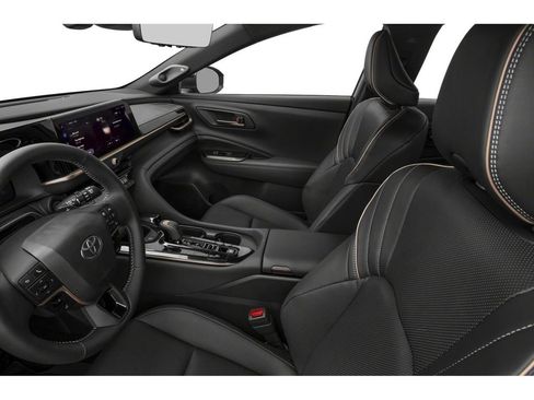 New 2025 Toyota Crown Signia w/ Advanced Technology Package AWD/4WD image 6