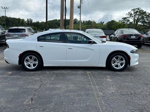 Used 2023 Dodge Charger SXT RWD image 2