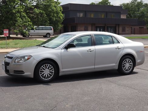 Used 2008 Chevrolet Malibu LS FWD image 10
