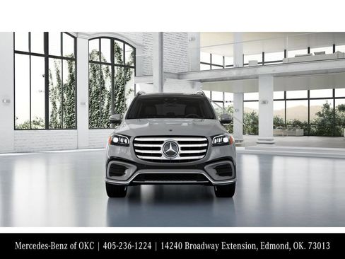 New 2026 Mercedes-Benz GLS 580 4MATIC image 7