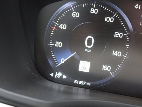 Used 2018 Volvo XC60 T8 Inscription w/ Advanced Package image 9