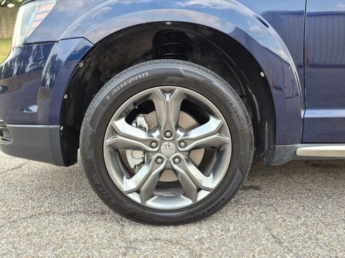 Used 2017 Dodge Journey Crossroad FWD image 24