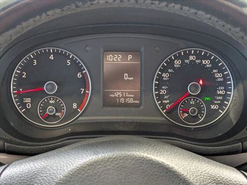 Used 2014 Volkswagen Passat 1.8T Wolfsburg Edition image 3