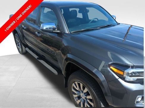 Used 2023 Toyota Tacoma Limited w/ Black Out Package (TMS) image 2