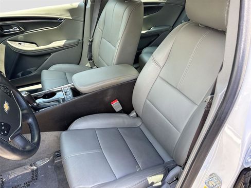 Used 2017 Chevrolet Impala LT w/ Leather Package image 22