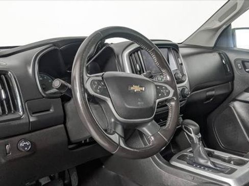 Used 2022 Chevrolet Colorado LT w/ Fleet Safety Package RWD image 17
