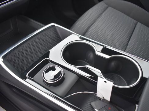 New 2026 Chevrolet Equinox LT image 26