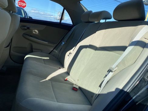 Used 2012 Toyota Corolla LE FWD image 17