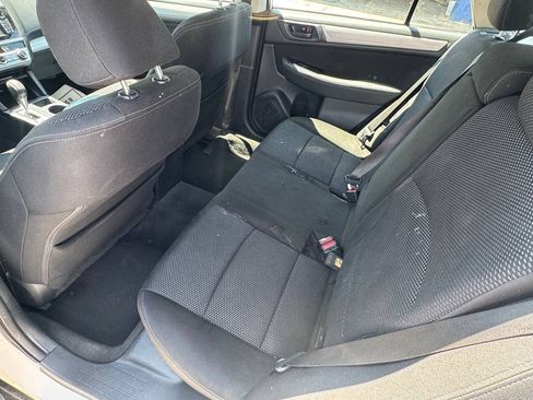 Used 2018 Subaru Outback 2.5i AWD/4WD image 13